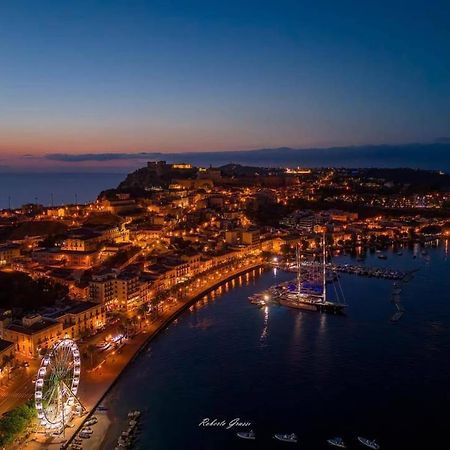 Harbor Elegance Estate Hotel Milazzo Bagian luar foto