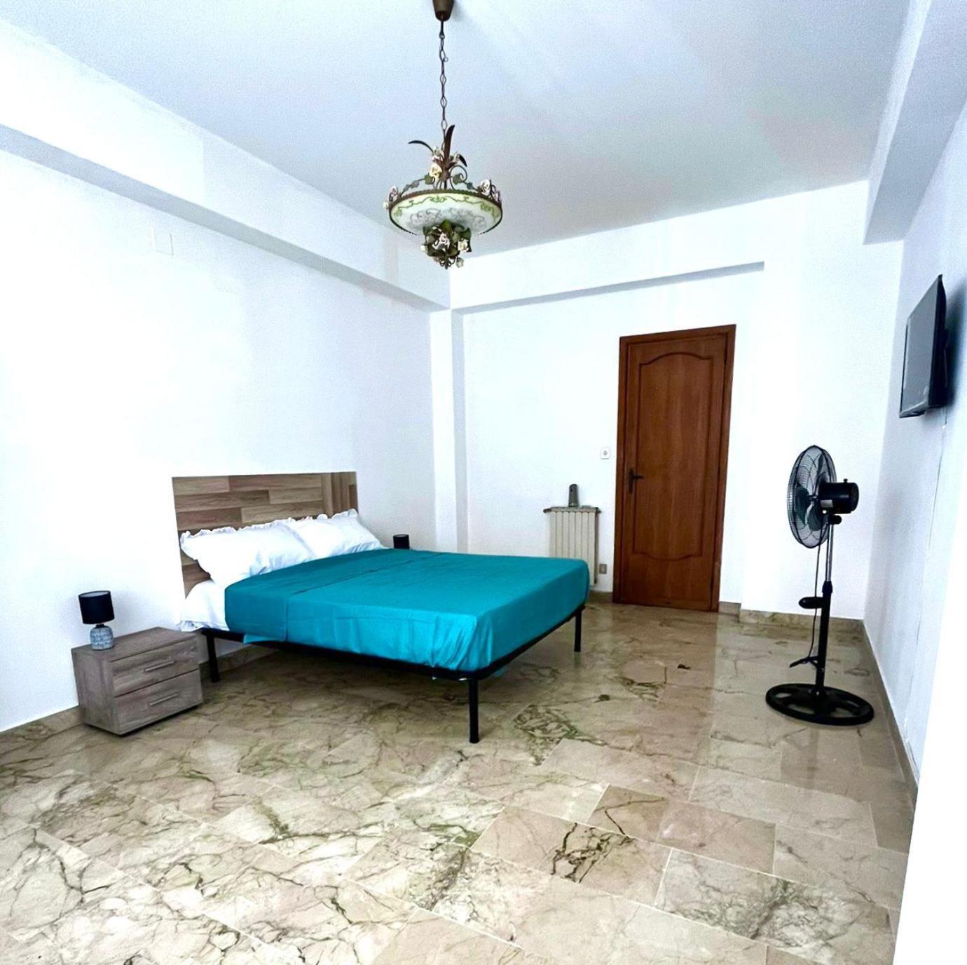 Harbor Elegance Estate Hotel Milazzo Bagian luar foto
